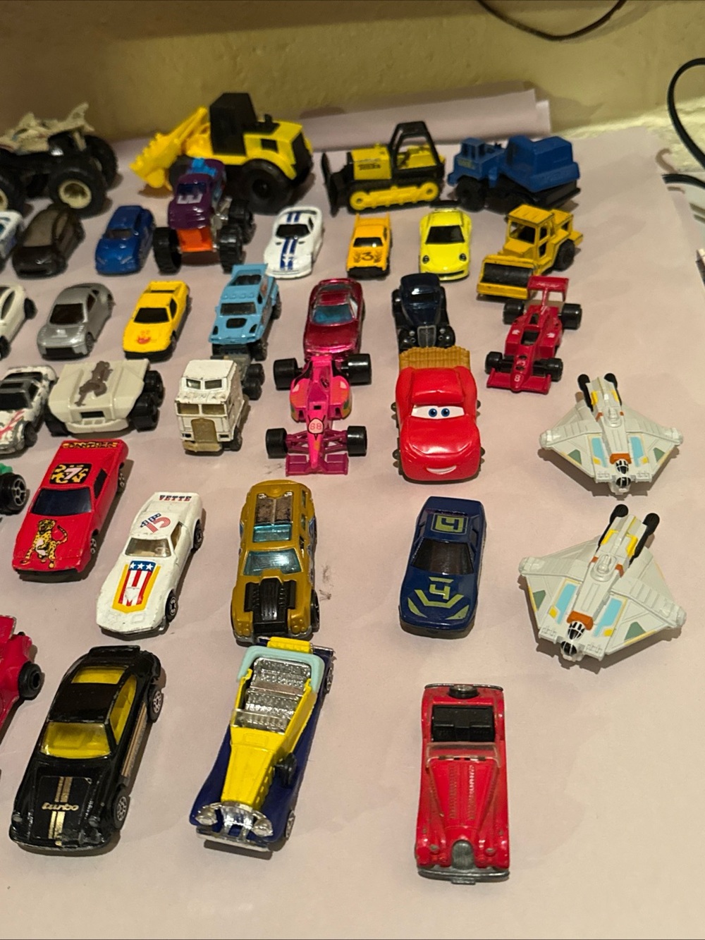 Assorted Kids Toy Cars - Multi-Color Vehicle Collection - Picture 4 of 16